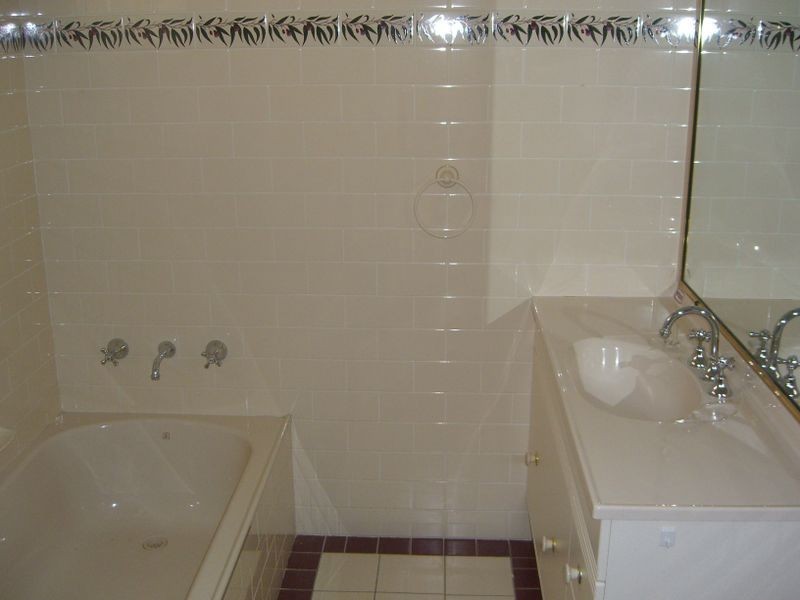 33 Cowper Street, Young NSW 2594