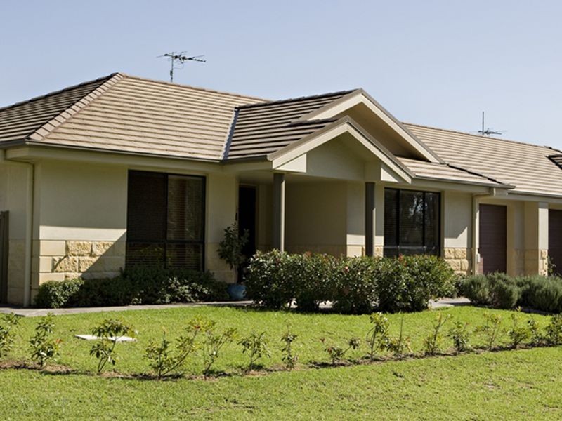 97a Binalong Street, Young NSW 2594