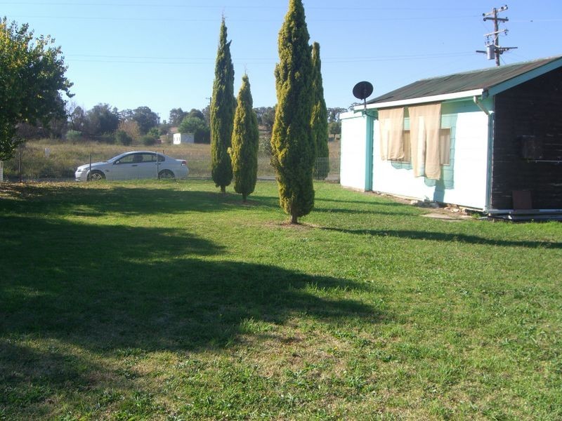 40 Forsythe Avenue, Young NSW 2594