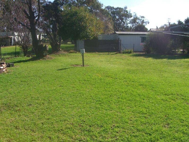 40 Forsythe Avenue, Young NSW 2594