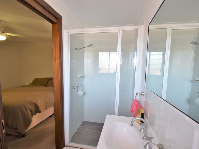 10a Hayden Place, Young NSW 2594