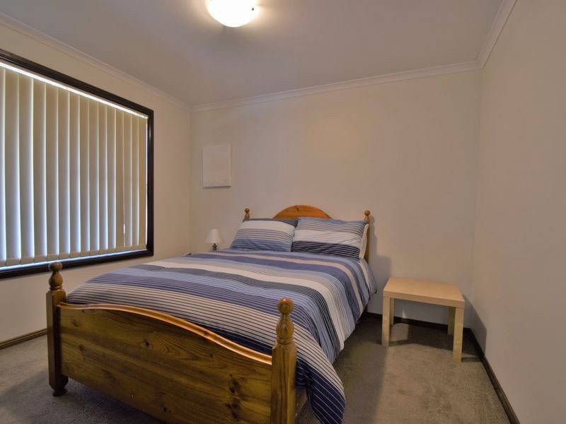 10a Hayden Place, Young NSW 2594