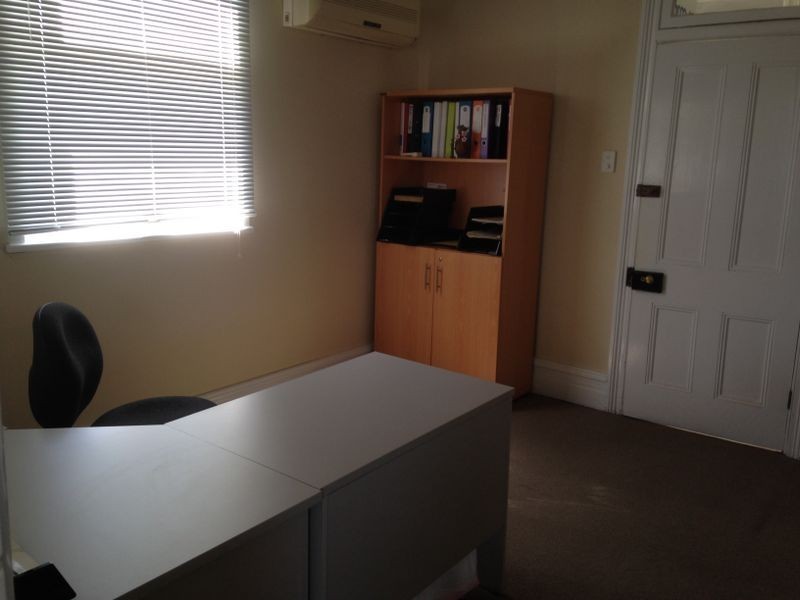 2-63 Lynch Street, Young NSW 2594