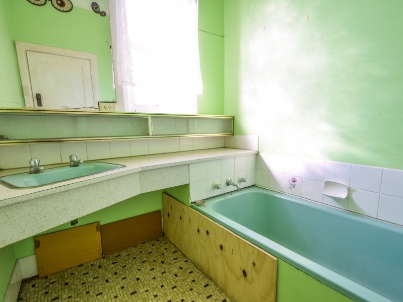 24 Elizabeth Street, Young NSW 2594