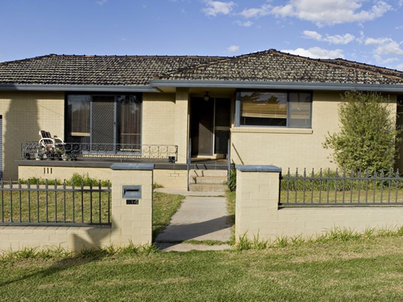 114 Wombat Street, Young NSW 2594