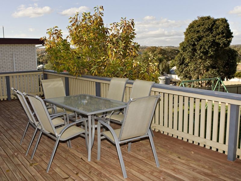 114 Wombat Street, Young NSW 2594