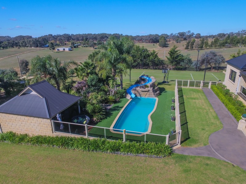 89 Thornell Road, Young NSW 2594