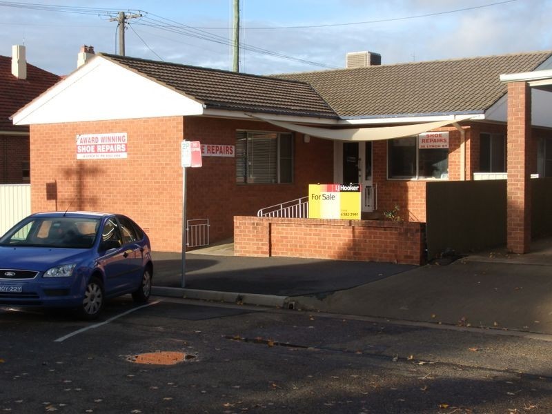 36 Lynch Street, Young NSW 2594