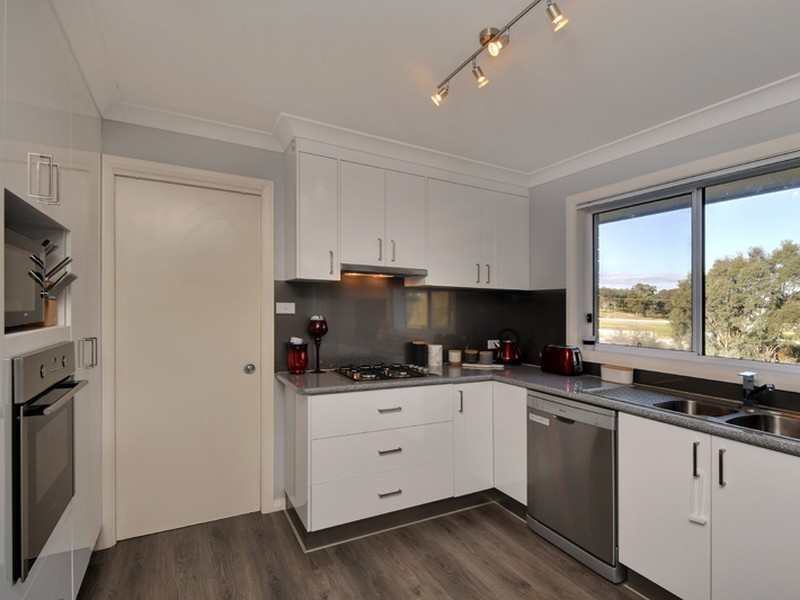 38 Jordan Place, Young NSW 2594