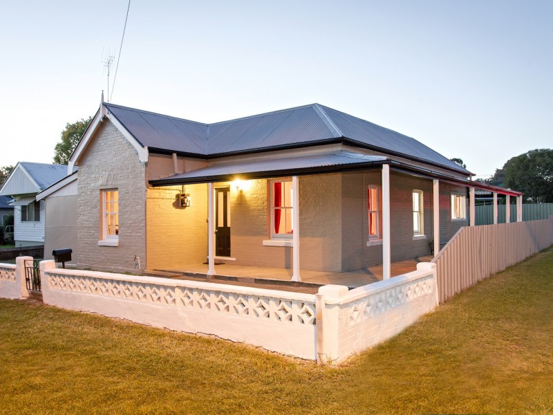 67 William Street, Young NSW 2594