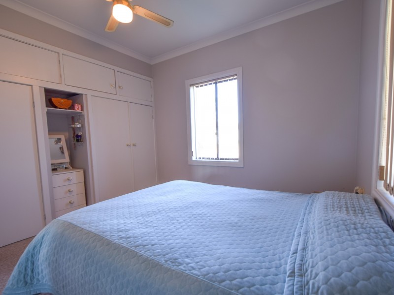 72 Lachlan Street, Young NSW 2594