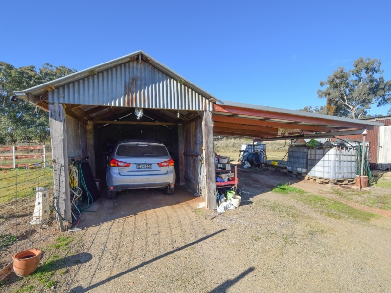 72 Lachlan Street, Young NSW 2594