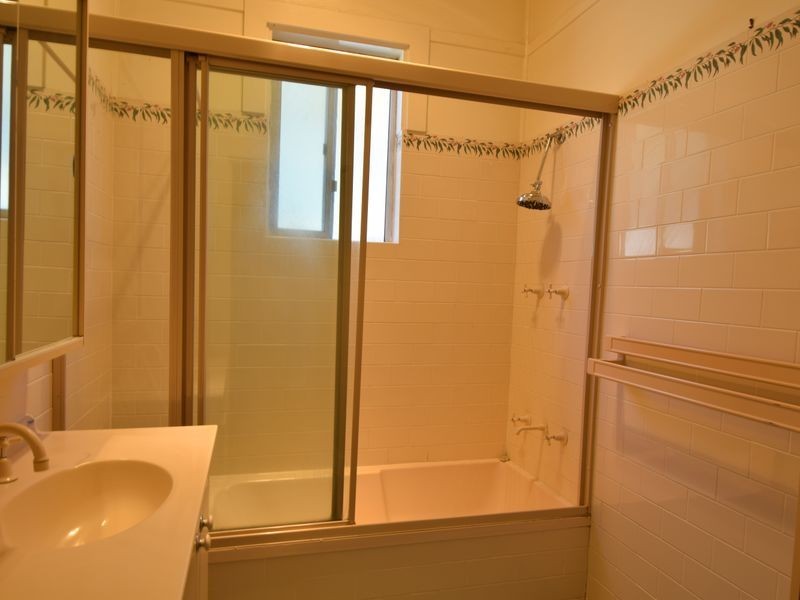 74 Thornhill Street, Young NSW 2594