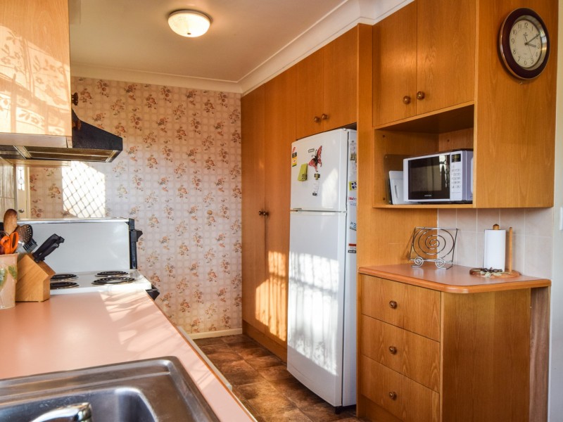 9 Watson Street, Young NSW 2594