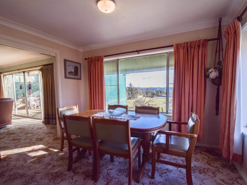 9 Watson Street, Young NSW 2594