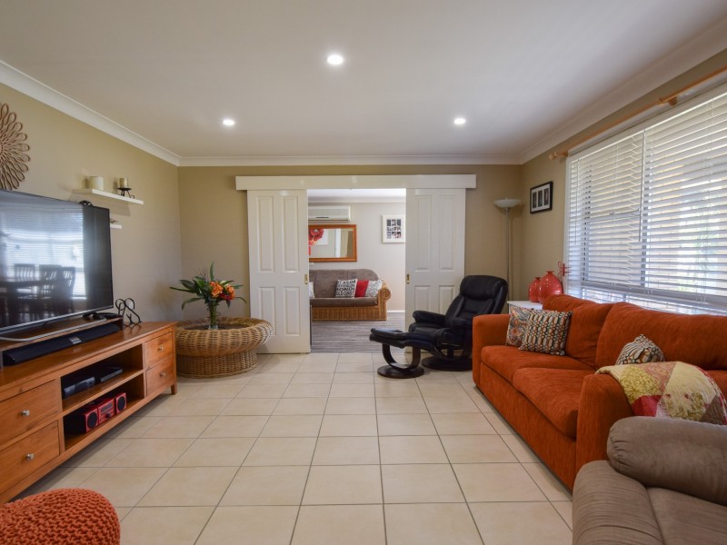 63 Hills Street, Young NSW 2594