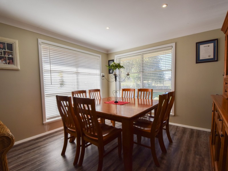 63 Hills Street, Young NSW 2594