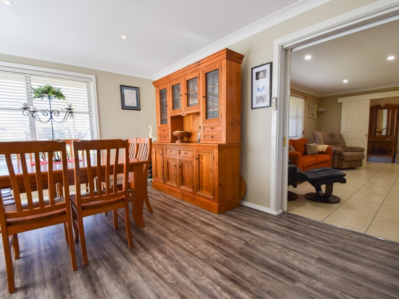 63 Hills Street, Young NSW 2594