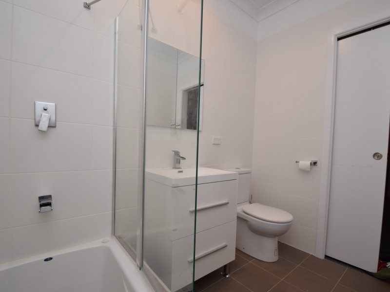 26 Mclerie Street, Young NSW 2594