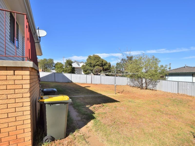 25 Taylor Road, Young NSW 2594