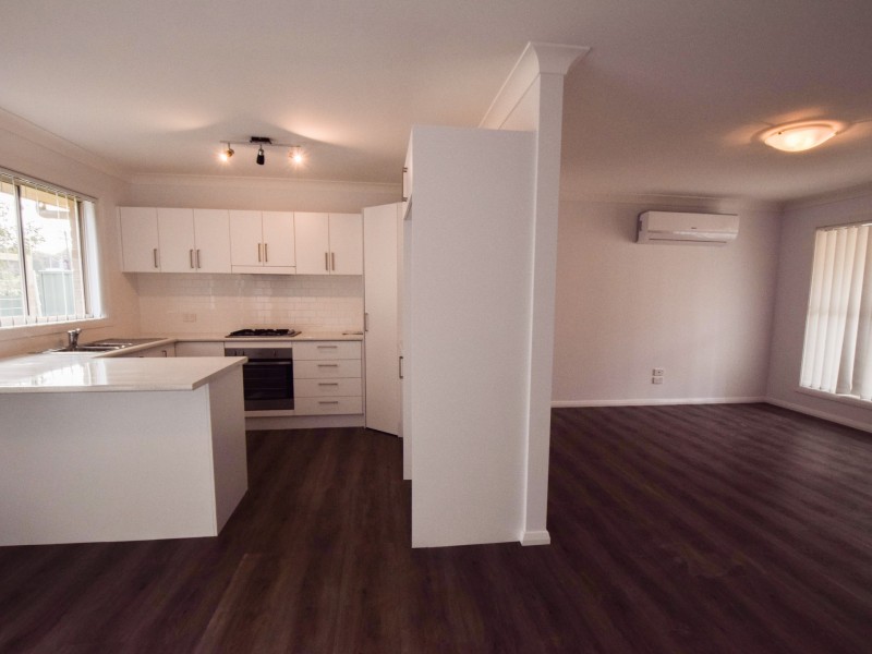 Unit 3/1 Patterson Ave, Young NSW 2594