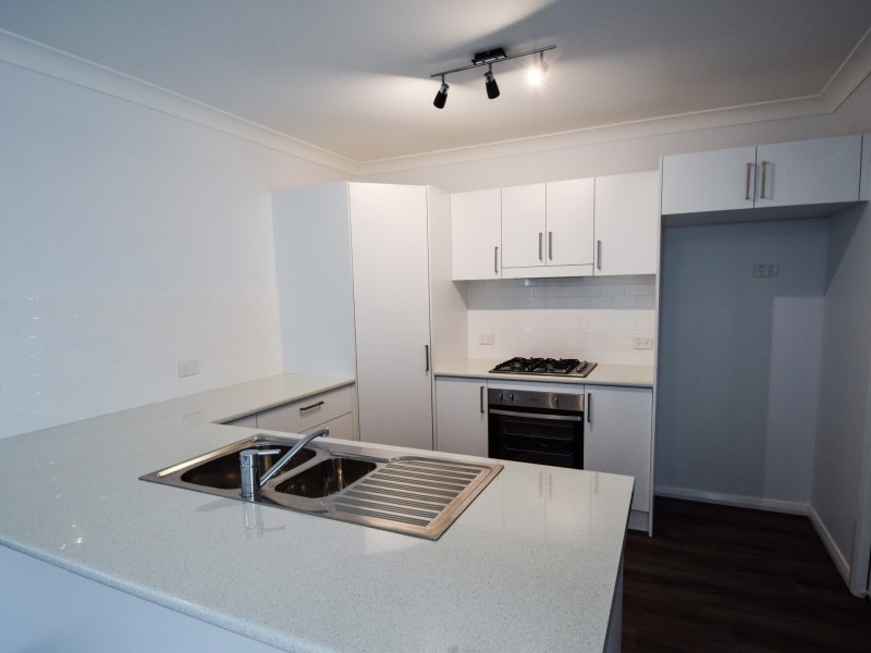Unit 2/1 Patterson Ave, Young NSW 2594