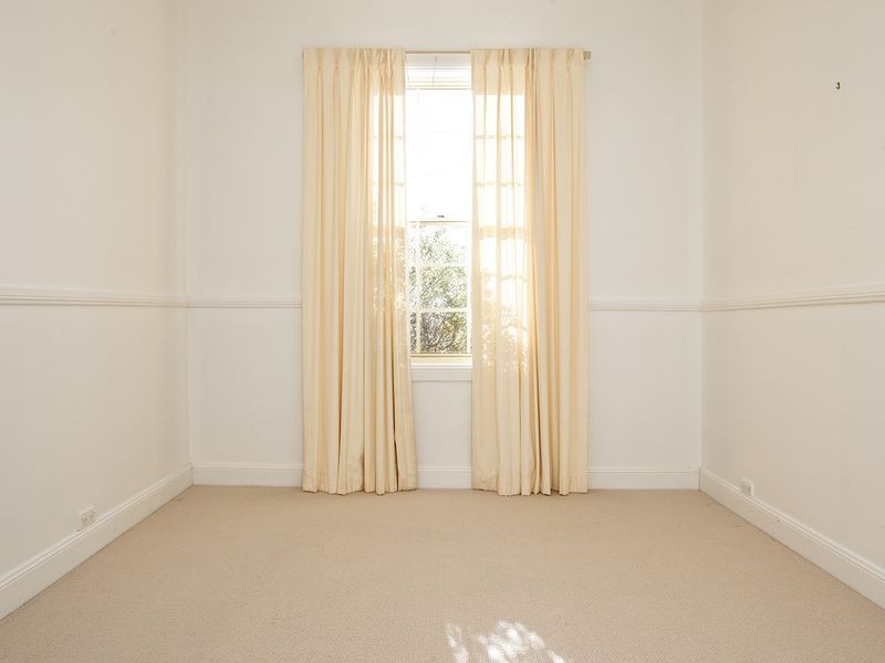 14 Yass Street, Young NSW 2594