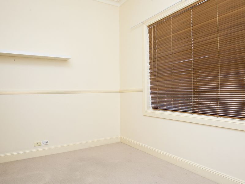 14 Yass Street, Young NSW 2594