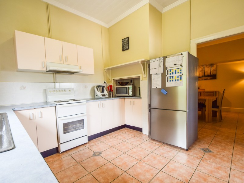 23 Elizabeth Street, Young NSW 2594