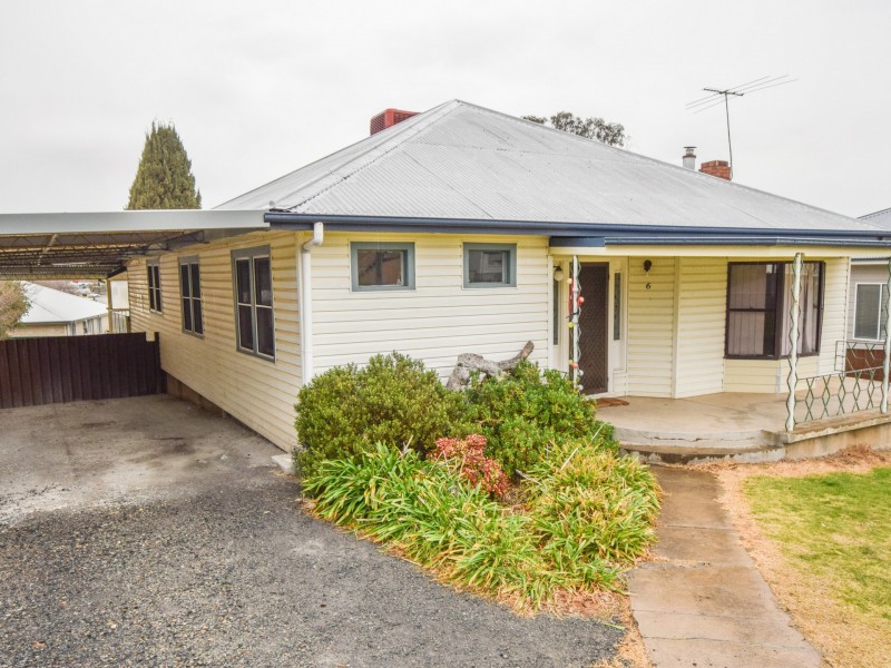 6 Landsdown Street, Young NSW 2594