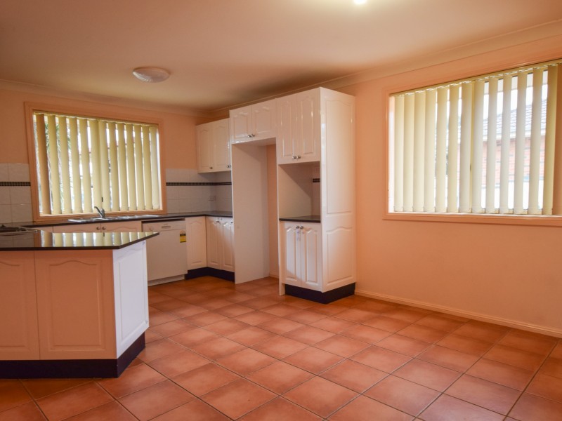 Unit 2/1 Trafalgar Street, Young NSW 2594