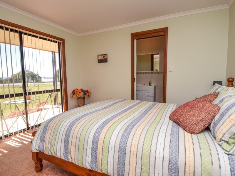 4017 Murringo Road, Young NSW 2594