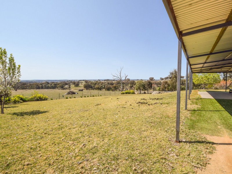 23 Warks Road, Young NSW 2594