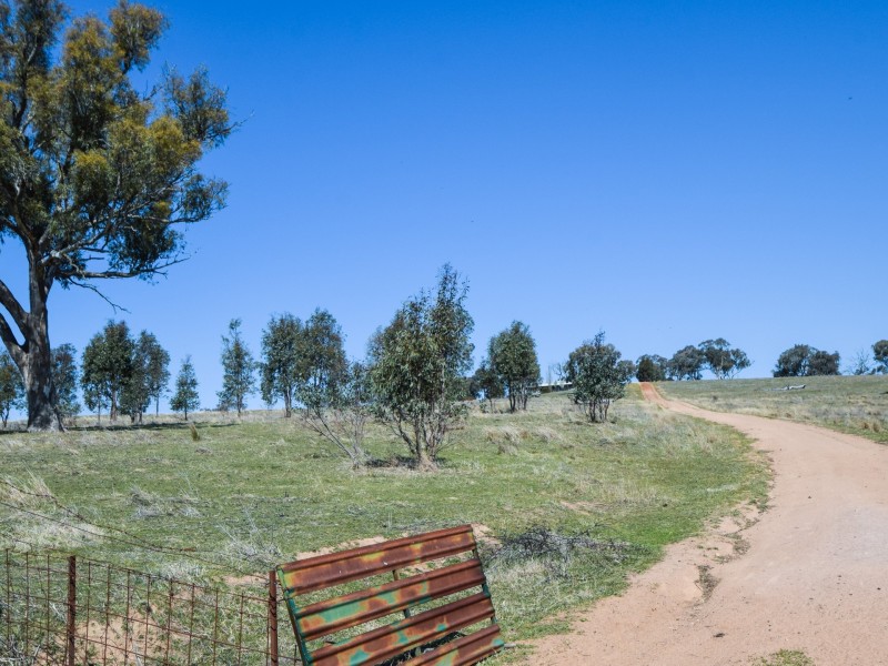 23 Warks Road, Young NSW 2594