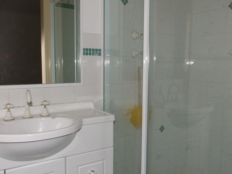 7 Parkview Cresent, Harden NSW 2587