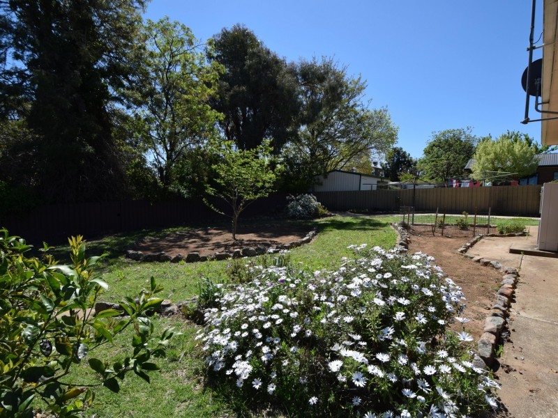 45 Back Creek Road, Young NSW 2594