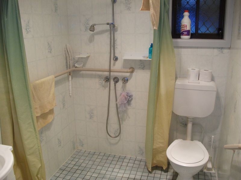 43 Taylor Rd, Young NSW 2594