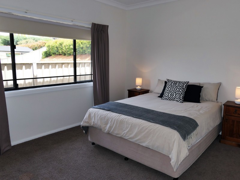 41 Petticoat Lane, Young NSW 2594