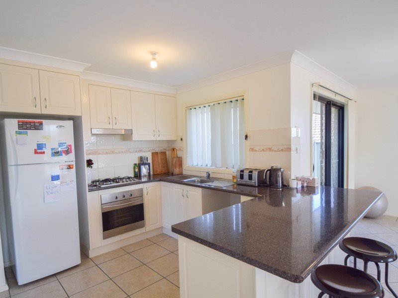 1-75 Blackett Avenue, Young NSW 2594