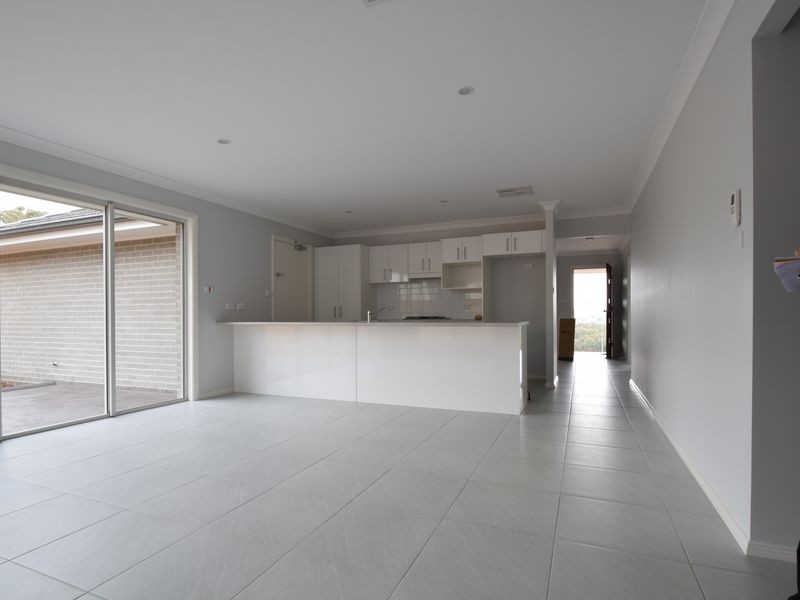 9 Henry Place, Young NSW 2594