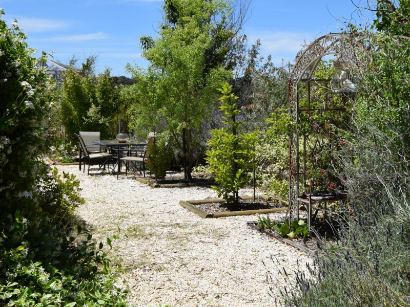 47 Tierneys Road, Young NSW 2594