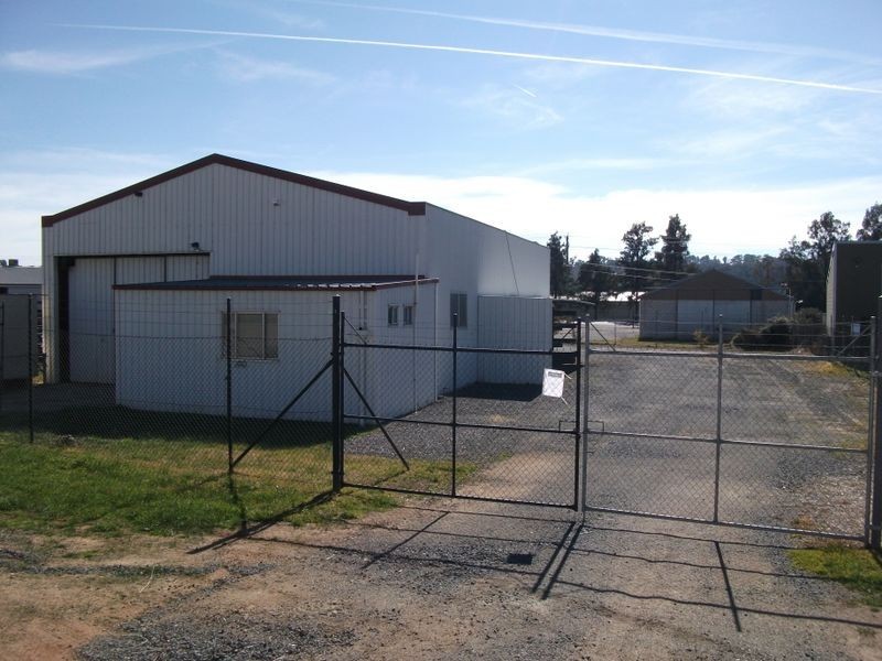 75 Old Temora Rd, Young NSW 2594