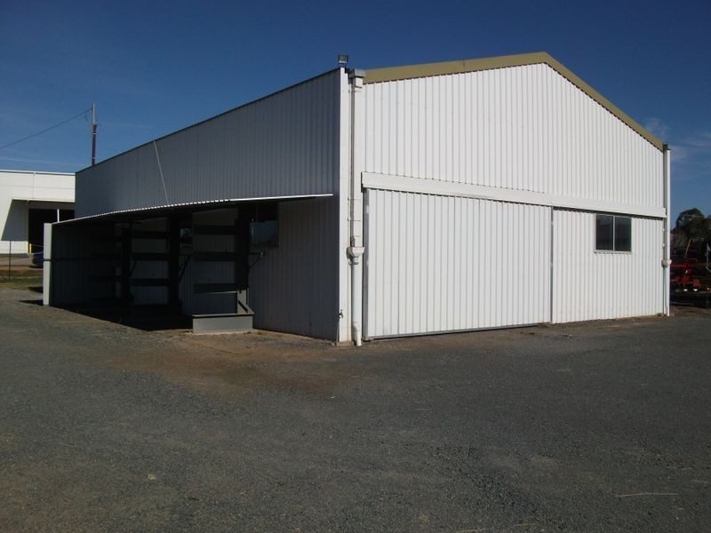 75 Old Temora Rd, Young NSW 2594