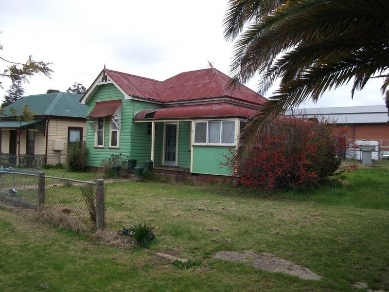 103 Nasmyth Street, Young NSW 2594