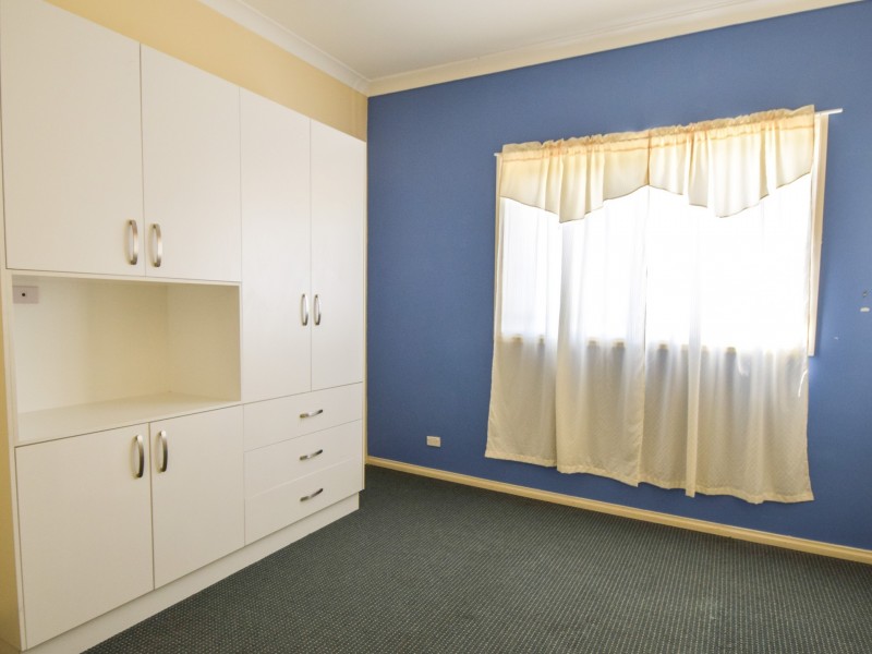 30 Currawong Street, Young NSW 2594