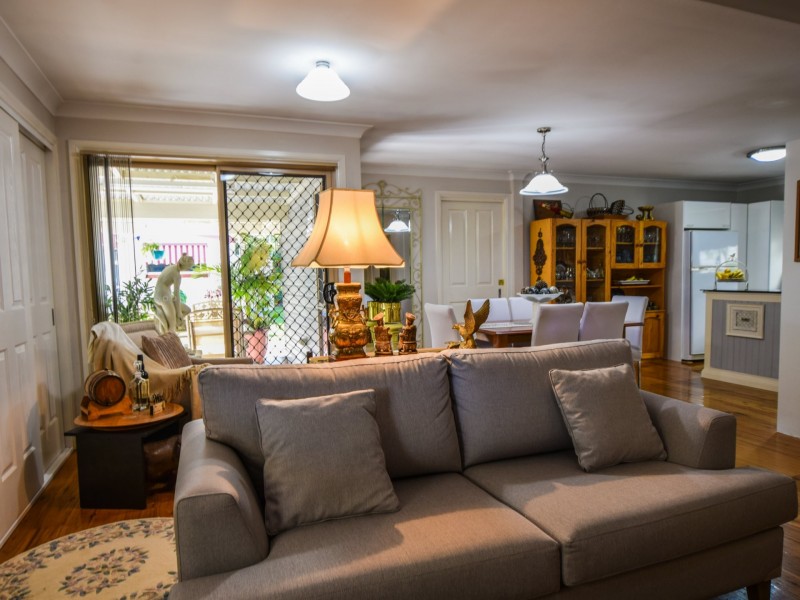 5 Marina Street, Young NSW 2594