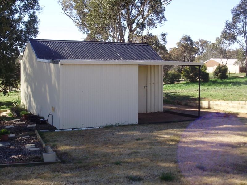 99 Spring Creek Road, Young NSW 2594