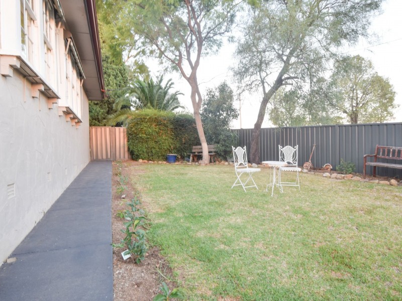 25 Elizabeth Street, Young NSW 2594