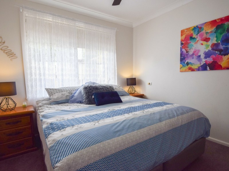 16 Watson Street, Young NSW 2594