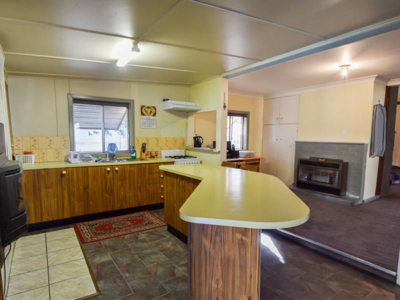172 Nasmyth Street, Young NSW 2594